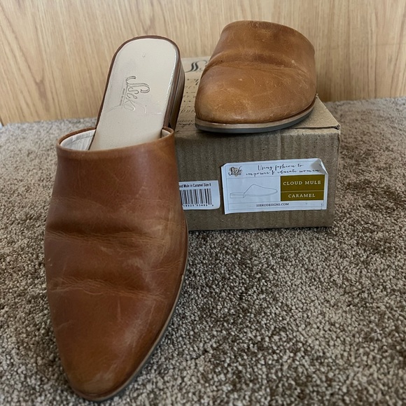 Sseko Cloud Mules - Picture 3 of 3